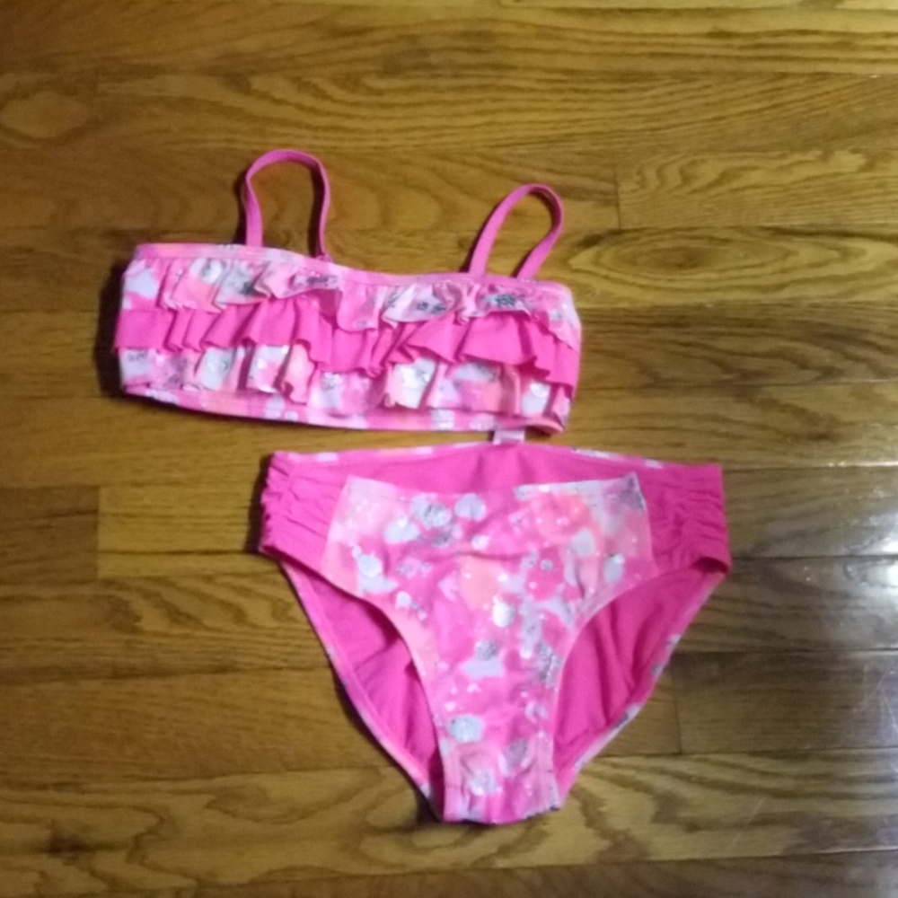 Girls two-piece bathing suit